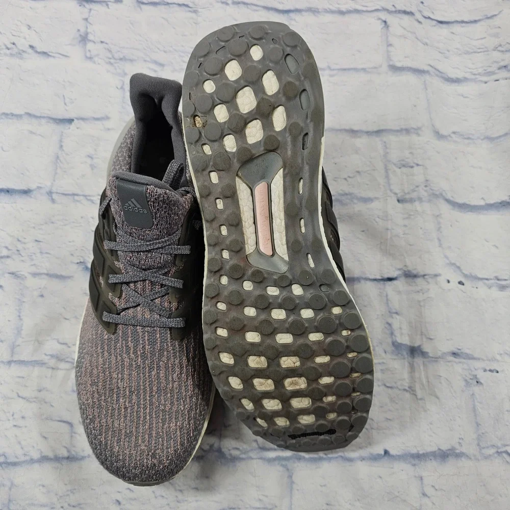 Adidas UltraBoost 3.0 Mens 10 Grey Pink Running Shoes S82022 Primeknit Sneaker